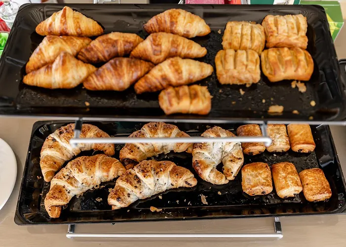 Golden Апартаменты *